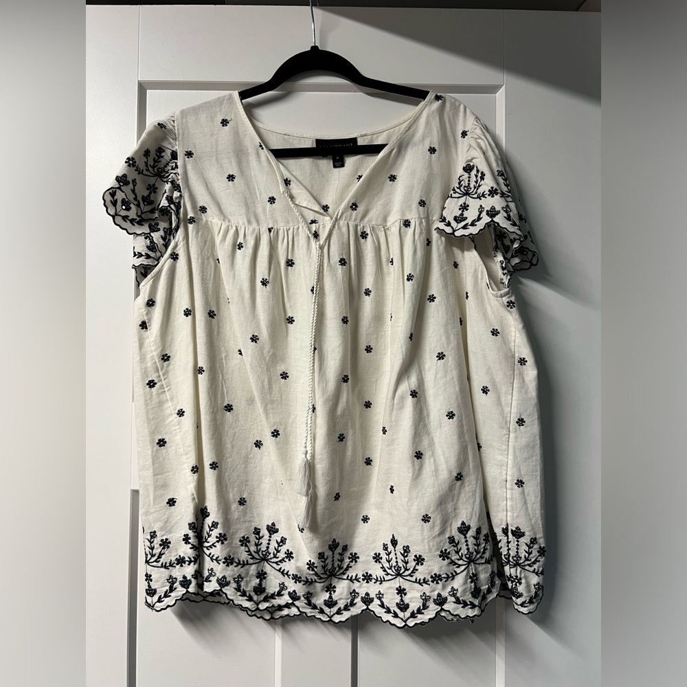 Lane Bryant size 14 embroidered top.